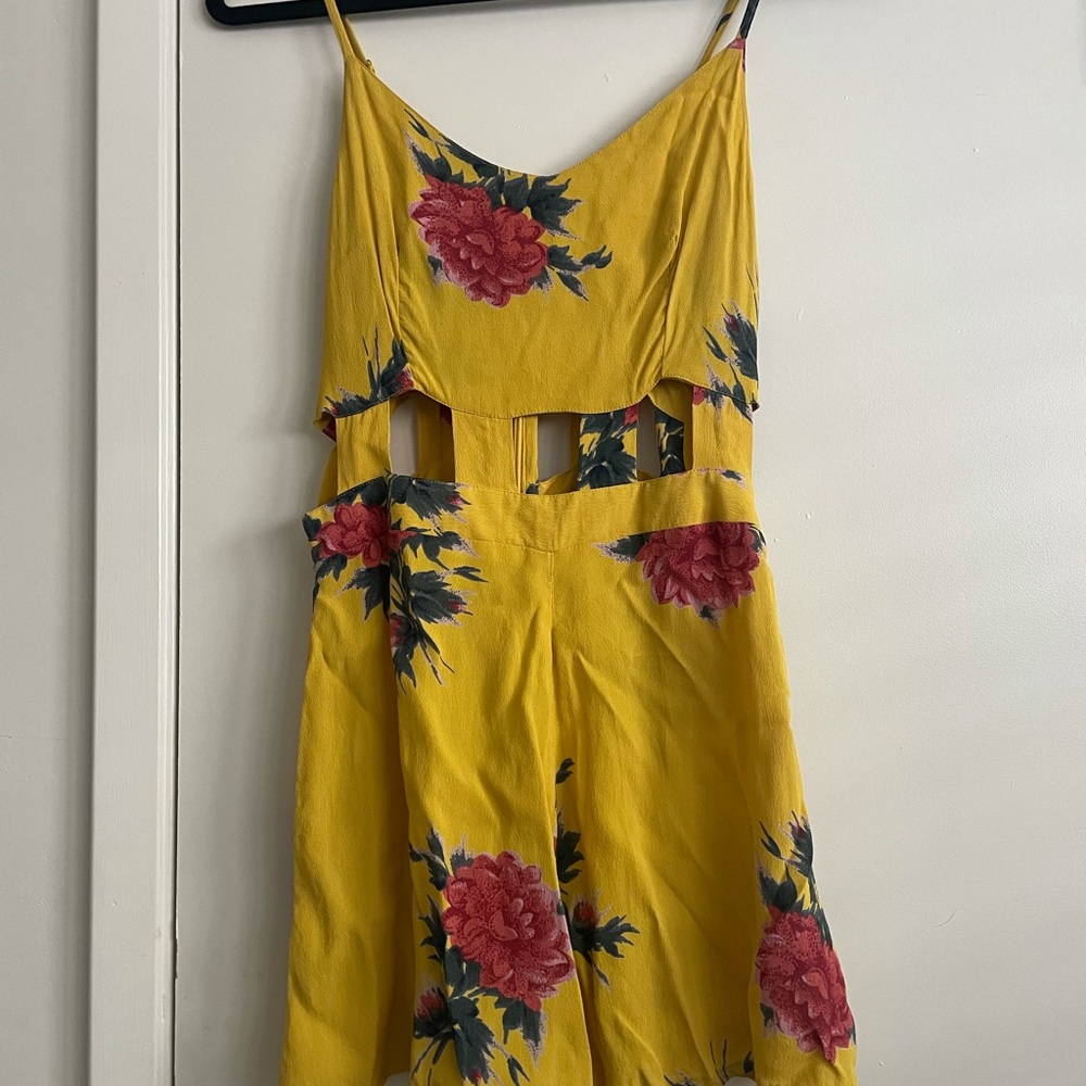 Top Shop Yellow printed romper, size US 4